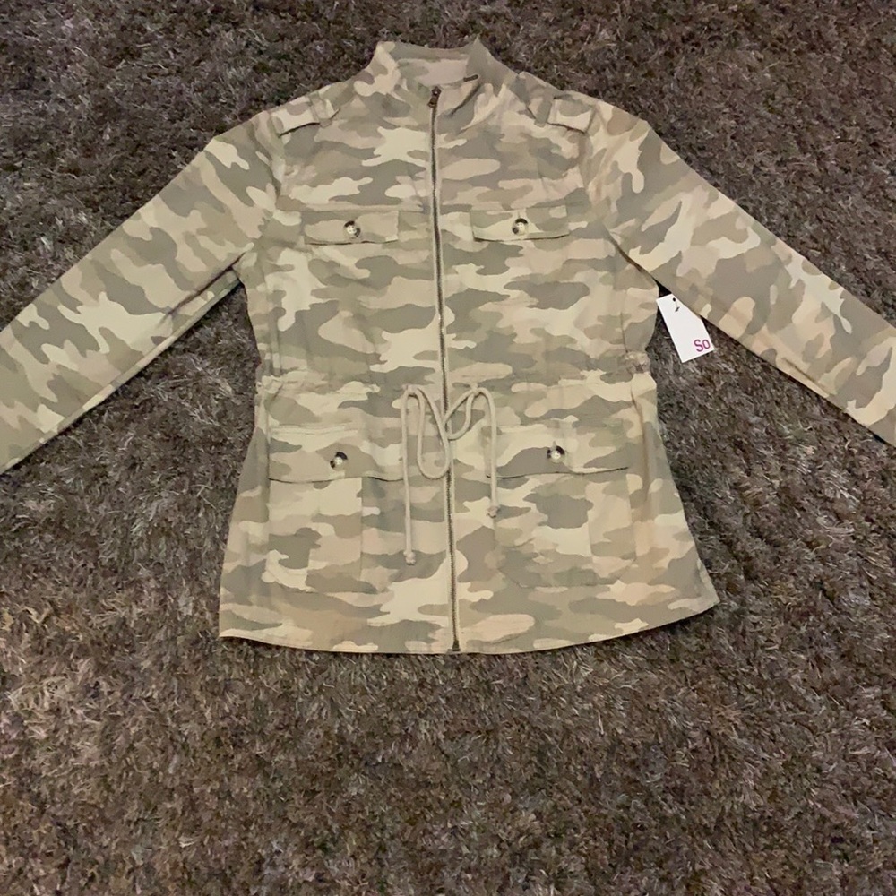Zip up light jacket